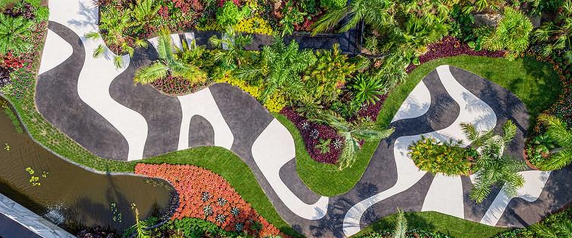 What are the responsibilities of a landscape designer?